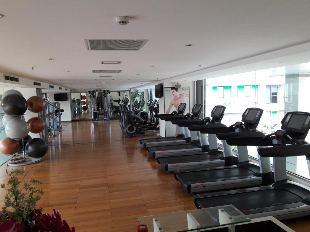 Апартаменты (Апартаменты-студио), Bluesky Serviced Apartment Airport Plaza