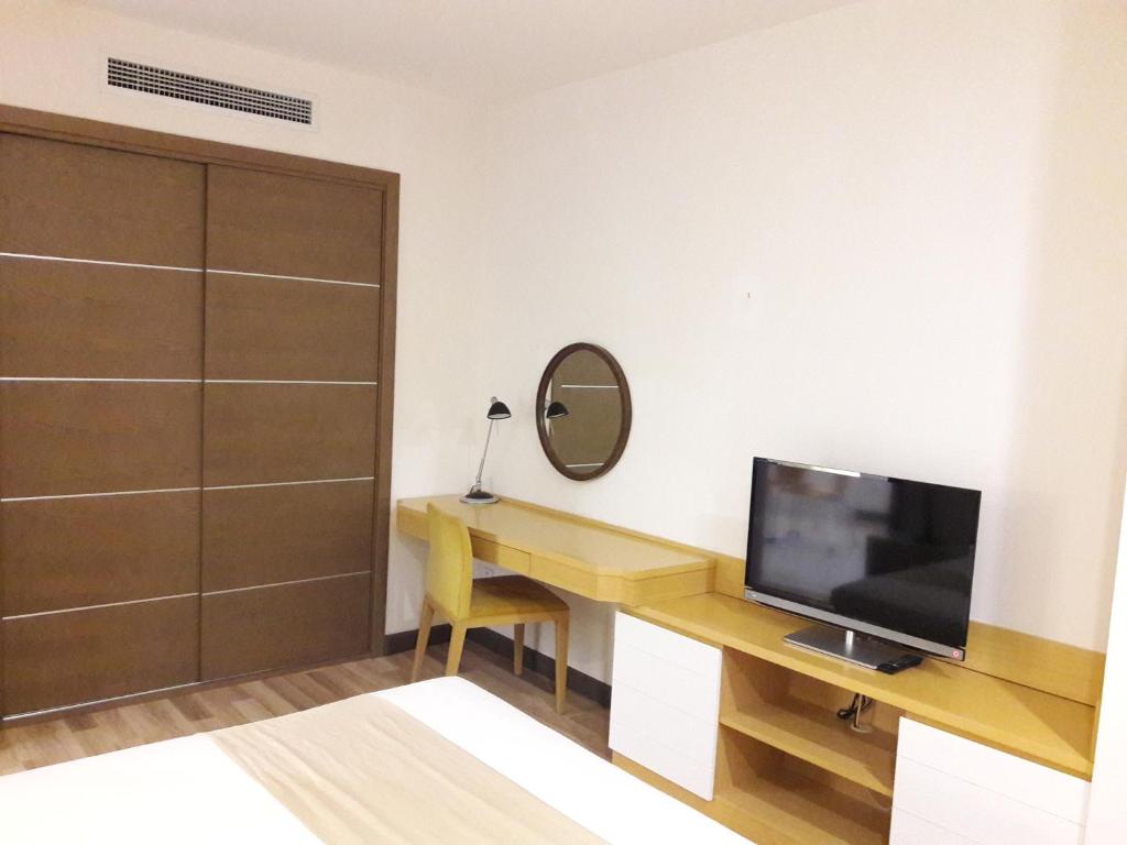 Апартаменты (Апартаменты-студио), Bluesky Serviced Apartment Airport Plaza