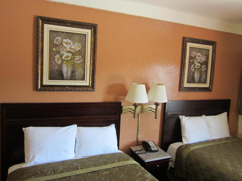 Civic Center Lodge image