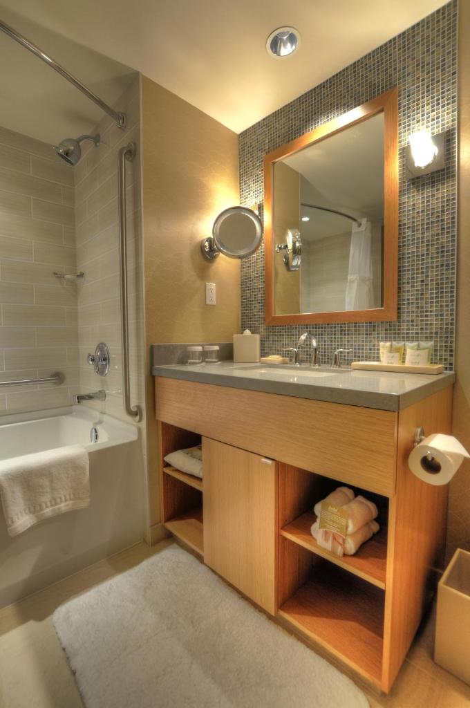 River Rock Casino Hotel photo 3