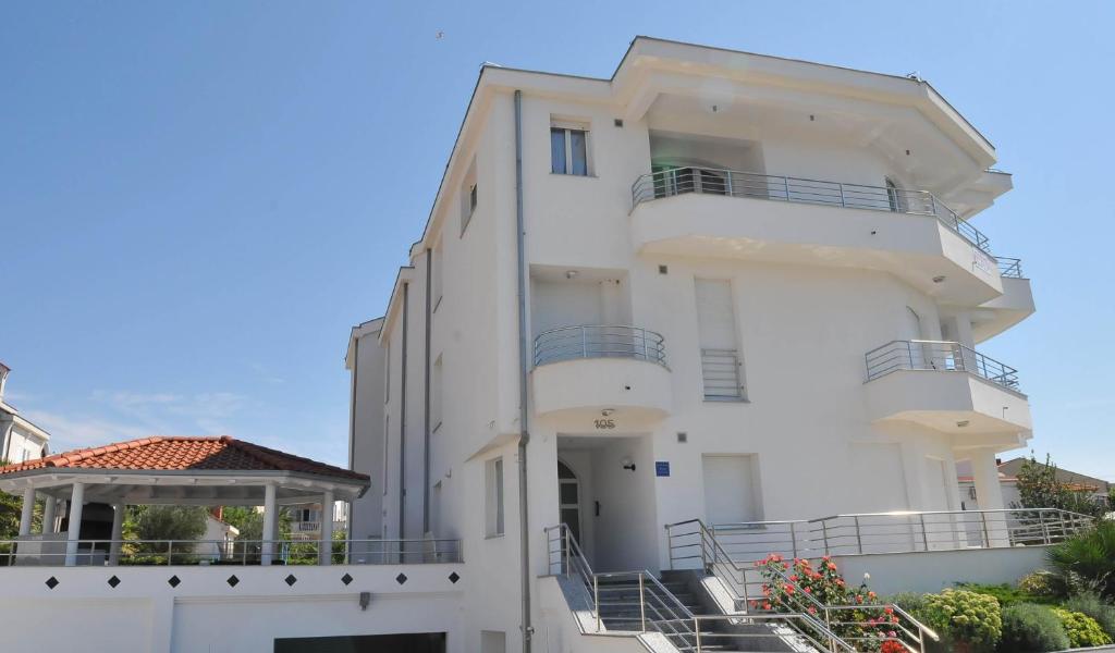 Luxury Apartments Zana photo 1
