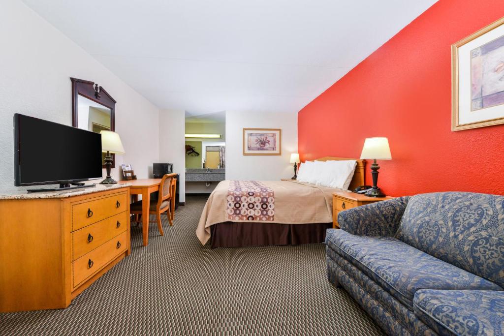 Americas Best Value Inn - Goodlettsville photo 3