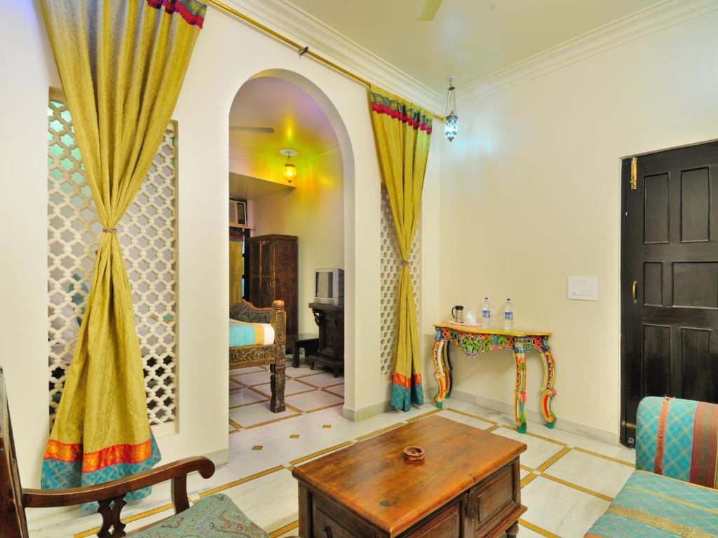 Двухместный (Двухместный номер Делюкс с 1 кроватью), Jyoti Mahal A Heritage Hotel