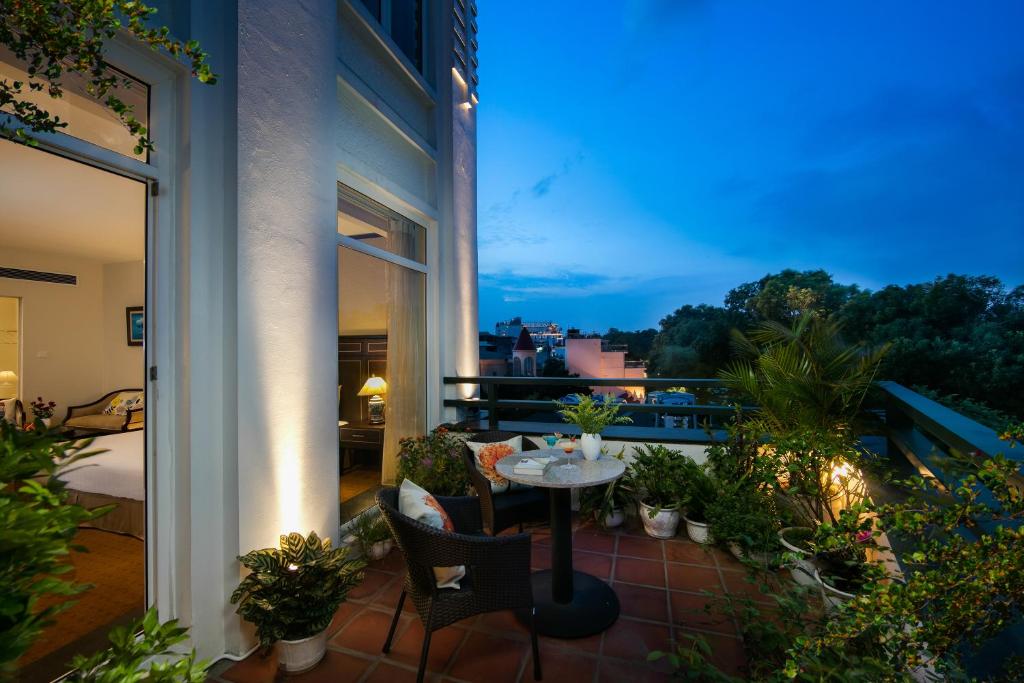 Сьюит (Люкс Zephyr с балконом и видом на город), Zephyr Suites Boutique Hotel