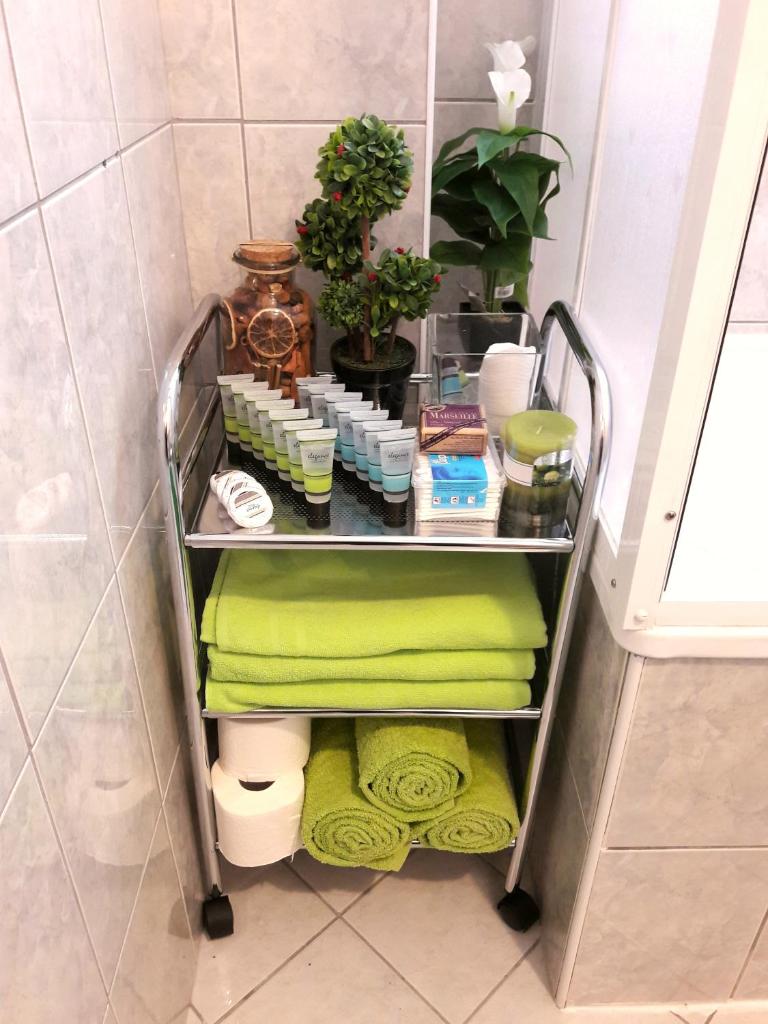Tiffany Apartment photo 3