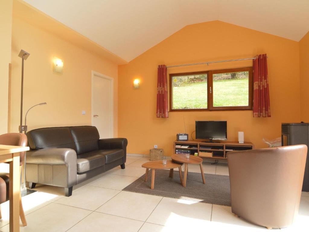 Cozy Cottage in Aywaille with Valley View photo 1