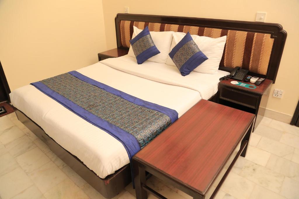 Двухместный (Стандартный двухместный номер с 1 кроватью), Hotel Sundeep Inn