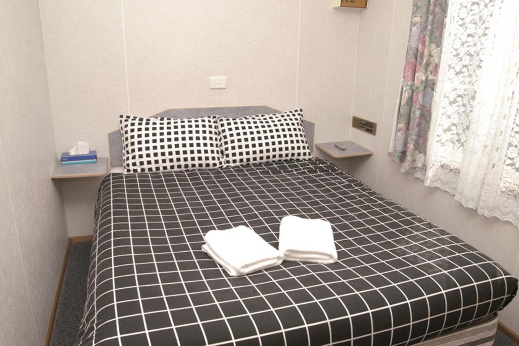 Smugglers Cove Holiday Village photo 4