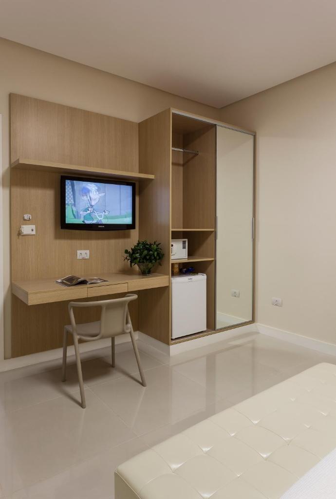 Leopoldo Hotel photo 1