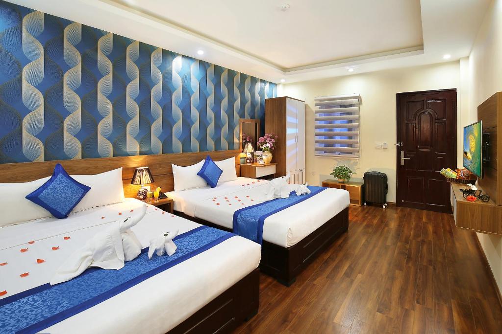 Семейный (Семейный люкс), Aquarius Grand Hotel