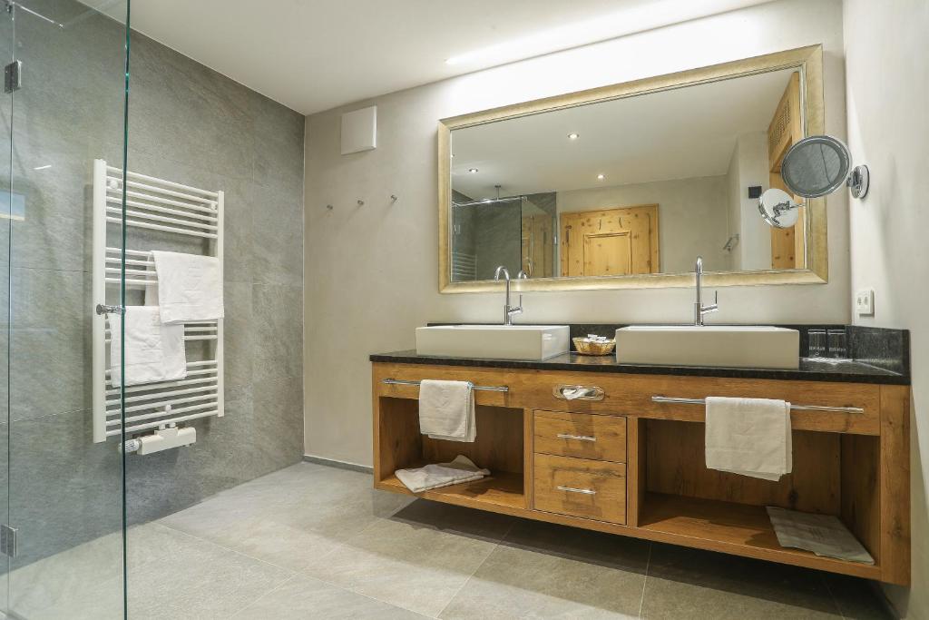 Сьюит (Суперлюкс с пакетом велнес-услуг), Verwöhnhotel Kristall