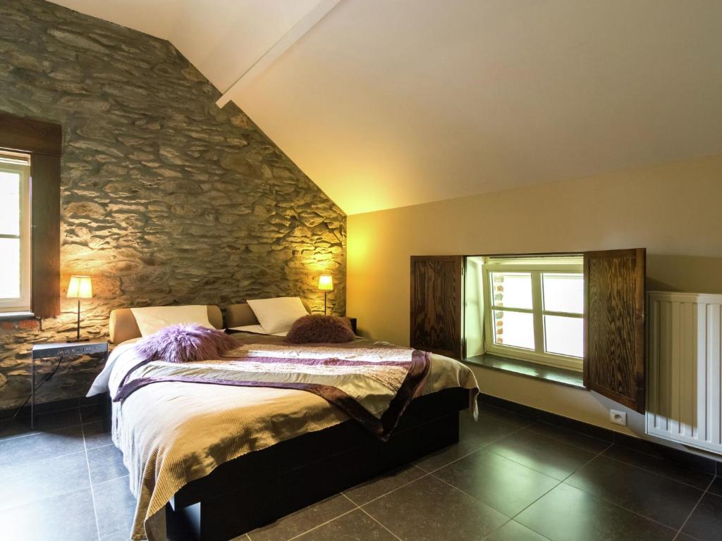 Luxury holiday home in Gedinne with bubble bath and sauna photo 1