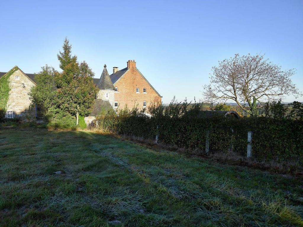 Quaint Holiday Home with Sauna in Limbourg photo 2