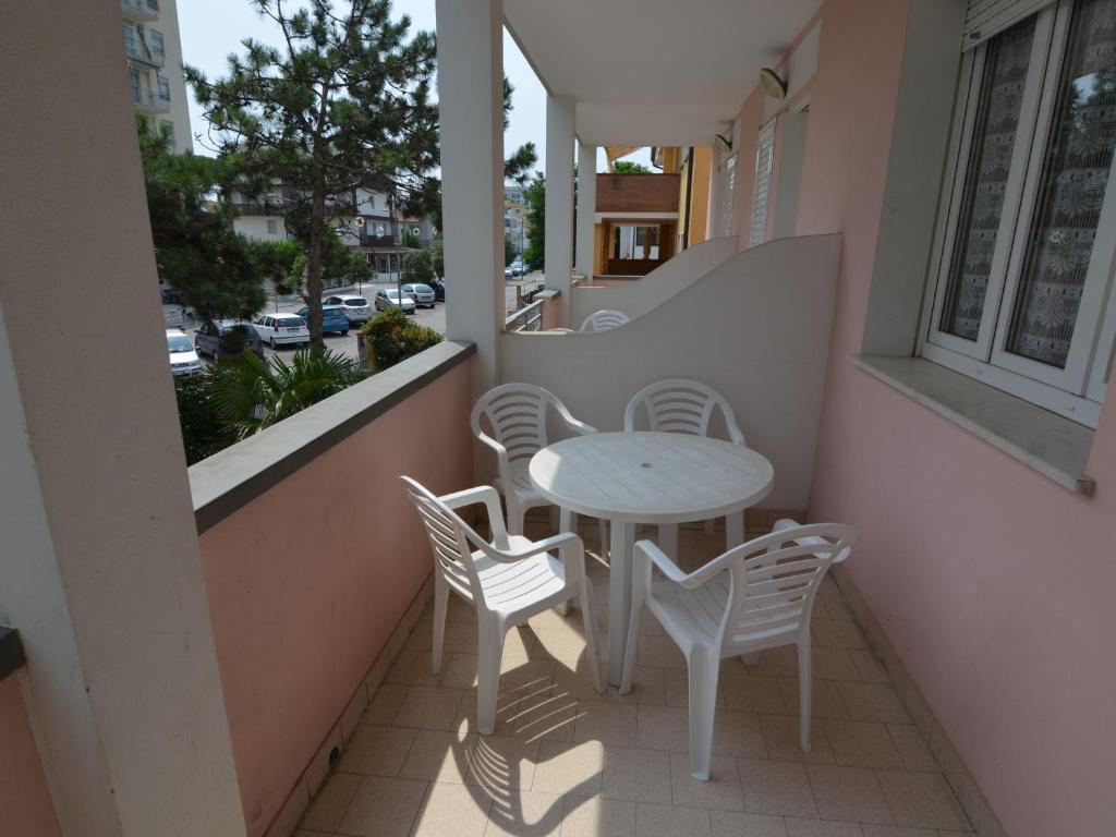 Belvilla by OYO Lido Estensi Trilo Doria photo 3