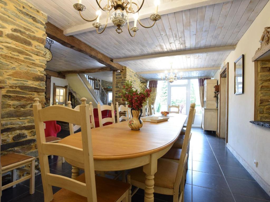 Old farmhouse carefully restored in a peaceful photo 2