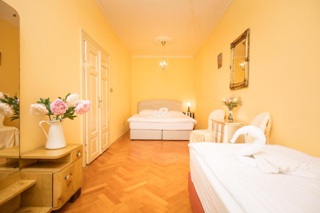 Апартаменты (Апартаменты с видом на сад), Апартаменты Prague Siesta