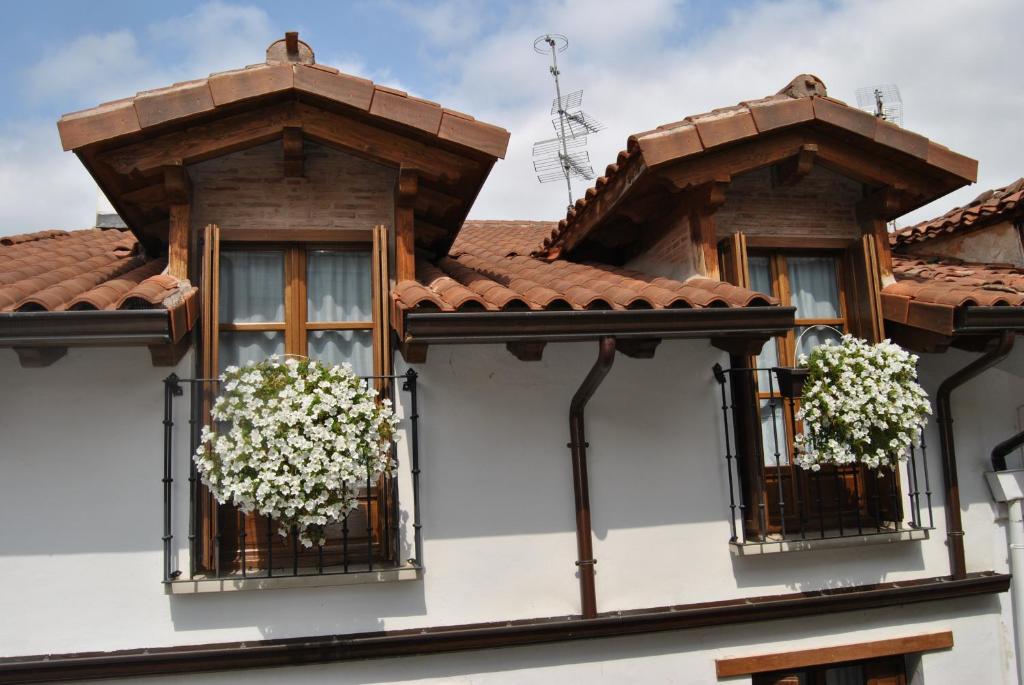 Apartamentos La Buhardilla photo 2