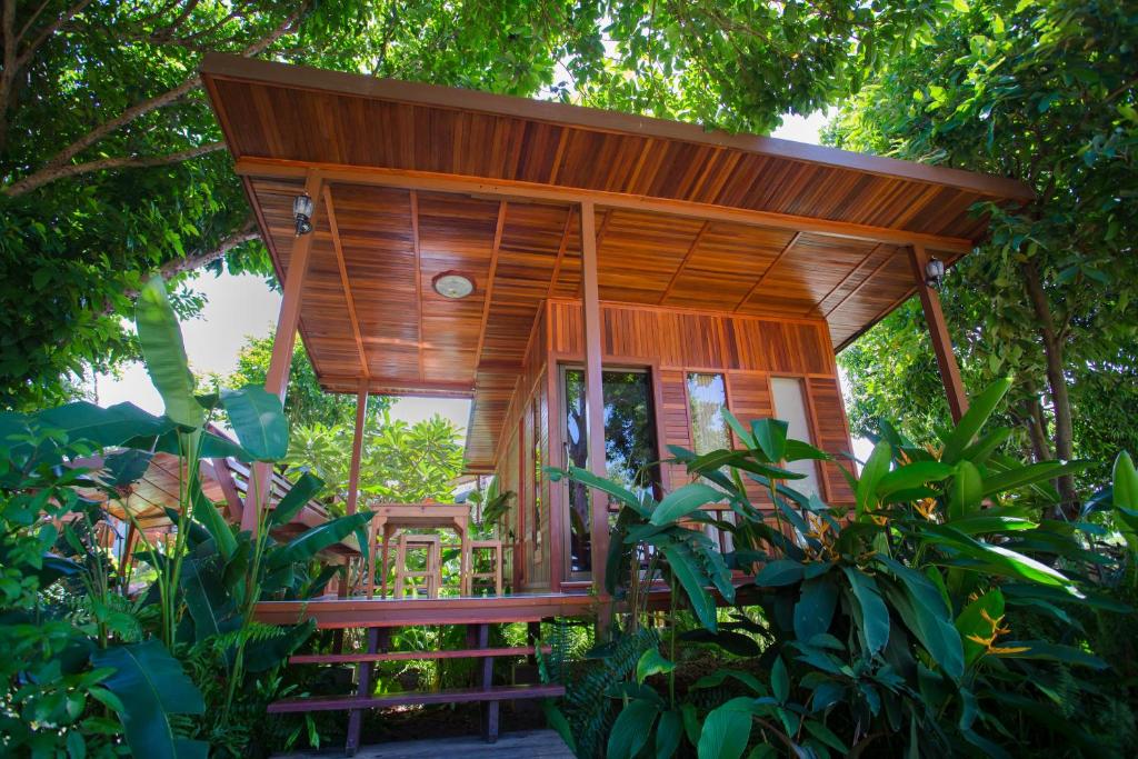 Romyen House photo 1