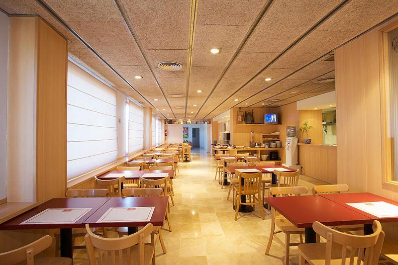 Hotel Basic photo 1