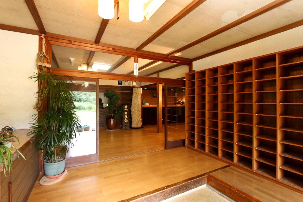 Kannabe Highland Hotel photo 1