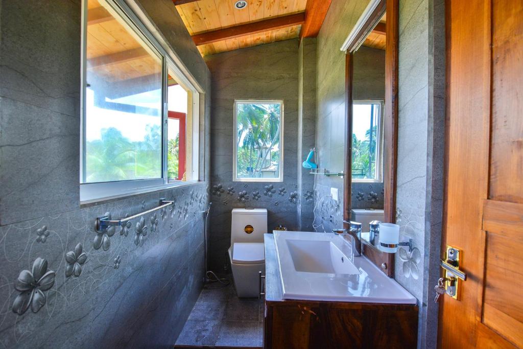 Двухместный (Улучшенный двухместный номер с 1 кроватью), Wave Beach Resort Unawatuna