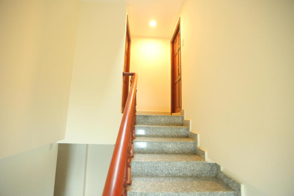 Đồng Việt Hotel