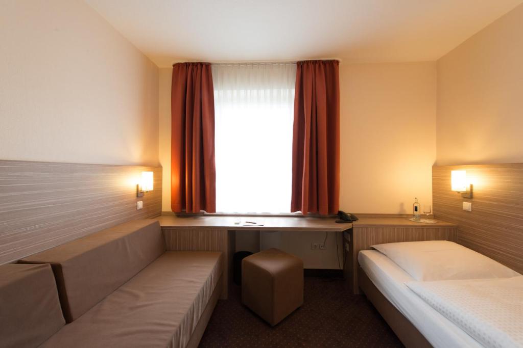 Hotel Eisbach photo 3