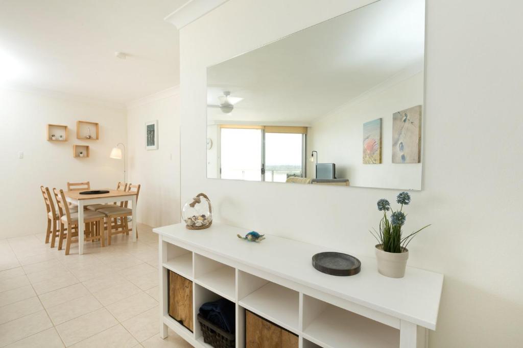 Beachpoint Unit 501 photo 2