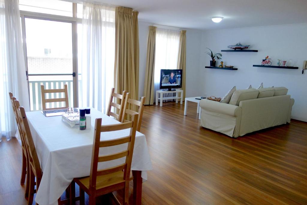 Kingston Comfy Apartment photo 4