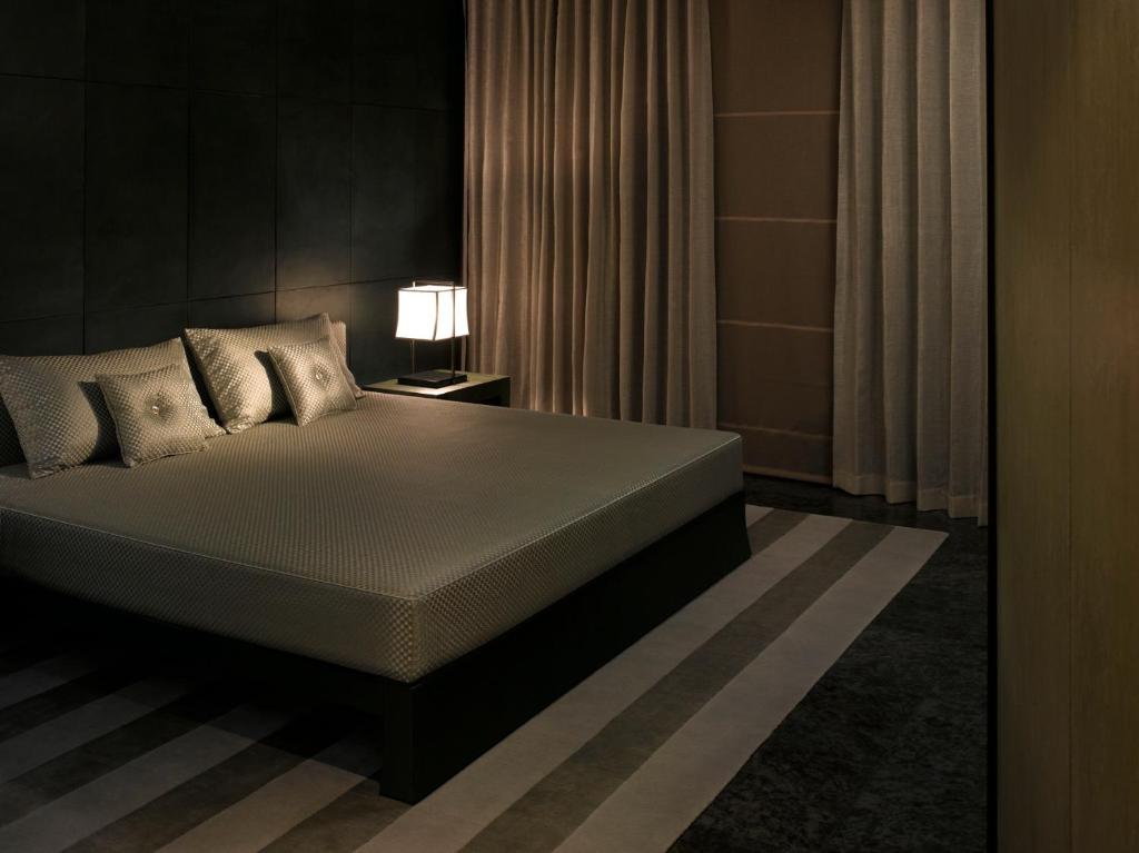 Апартаменты (Номер Armani с 2 спальнями), Отель Armani Hotel Dubai