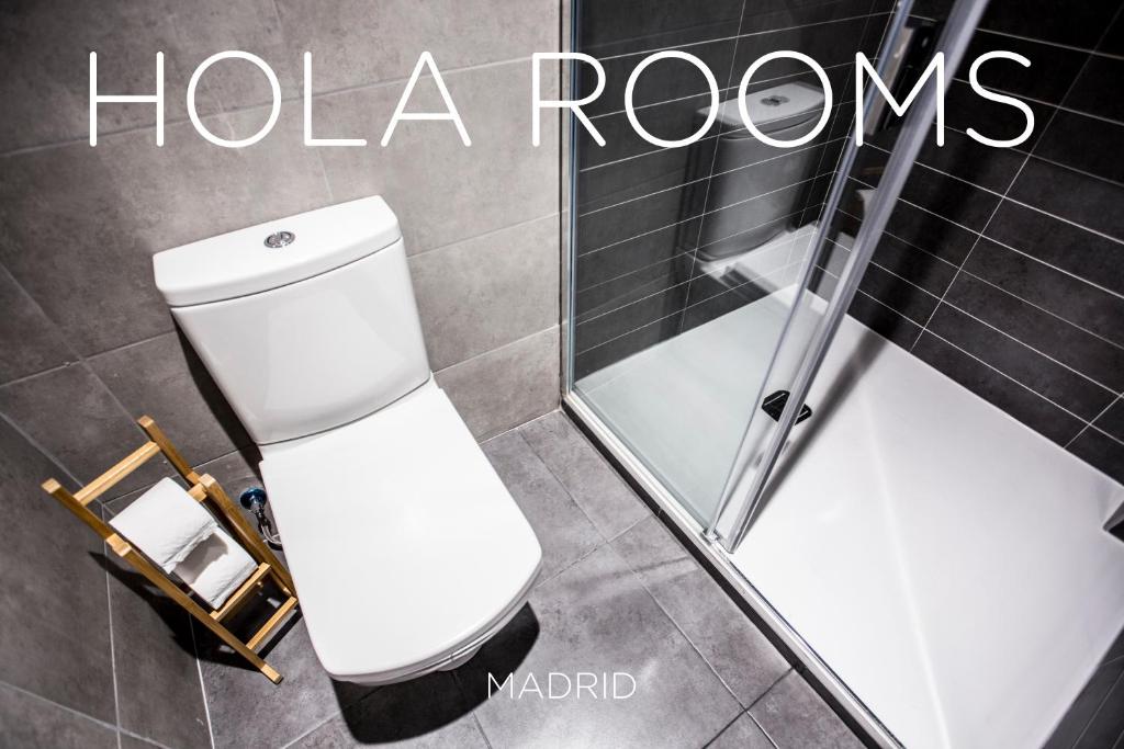 Трехместный (Стандартный трехместный номер), Hola Rooms