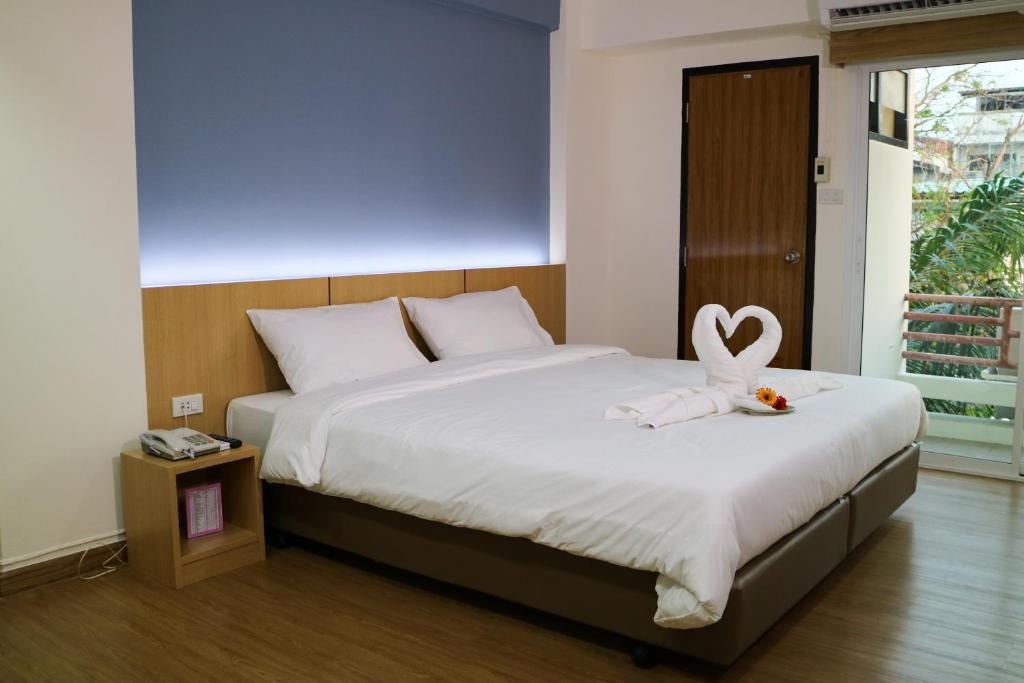 Четырехместный (Четырехместный номер с террасой), Beerapan Hotel