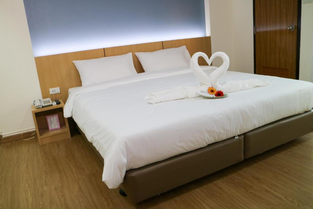 Четырехместный (Четырехместный номер с террасой), Beerapan Hotel