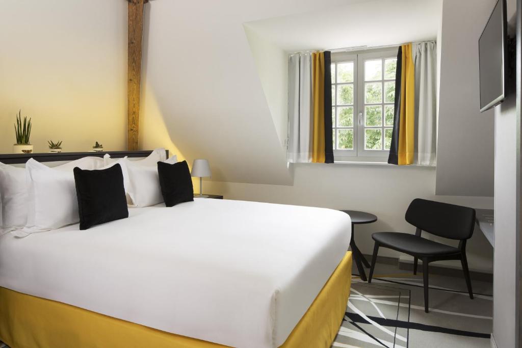 Двухместный (Улучшенный двухместный номер с 1 кроватью), Hotel Des XV