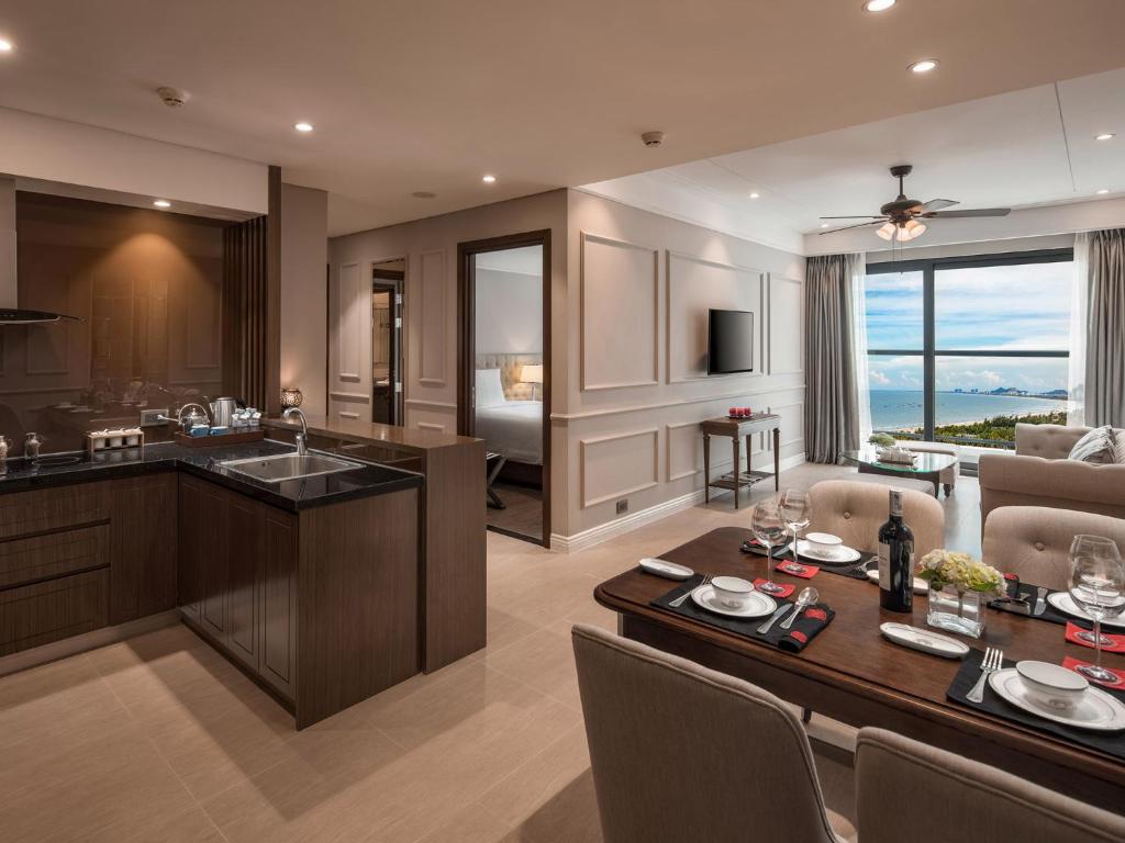 Сьюит (Люкс Zen с 2 спальнями и балконом), Luxury Apartment Da Nang