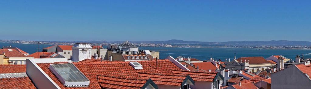 Апартаменты (Апартаменты в пентхаусе), Lisbon Colours Bairro Alto Apartments