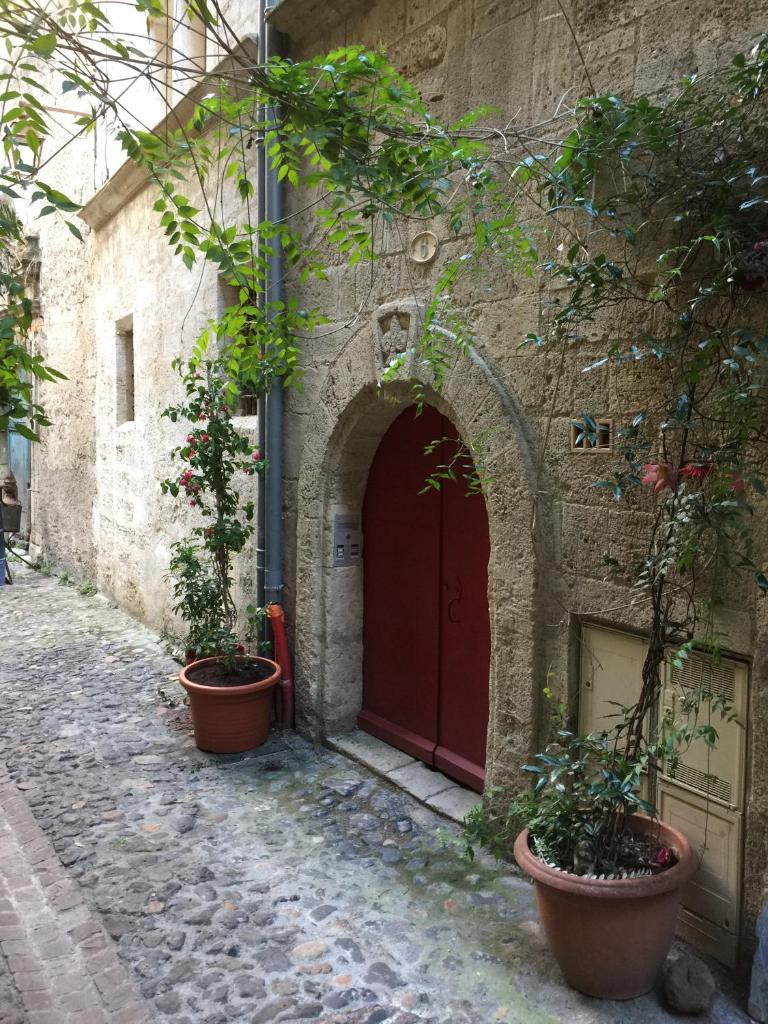 La Porte Rouge photo 1