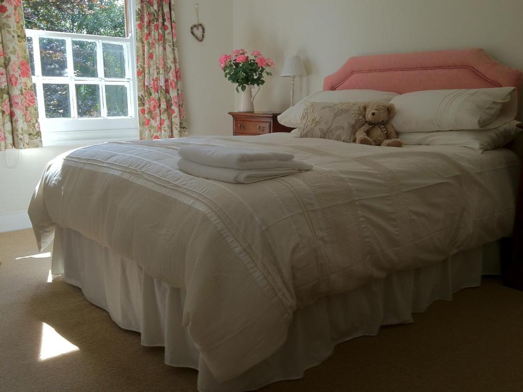 Mill House Bed and Breakfast - Tap to explore photos
