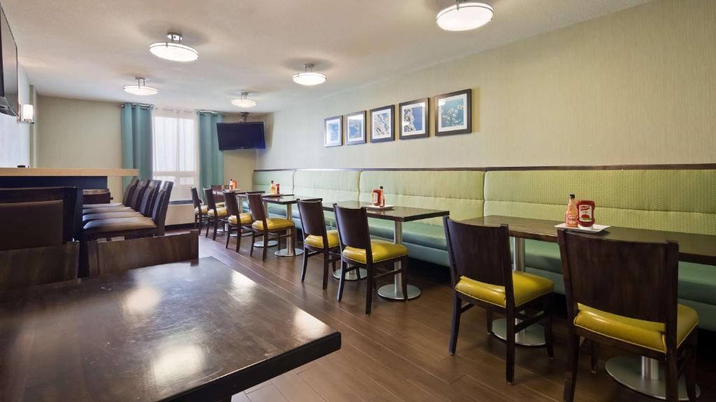 Best Western Plus Durham Hotel & Conference Centre photo 4