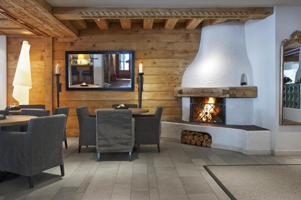 Hotel Edelweiss photo 2