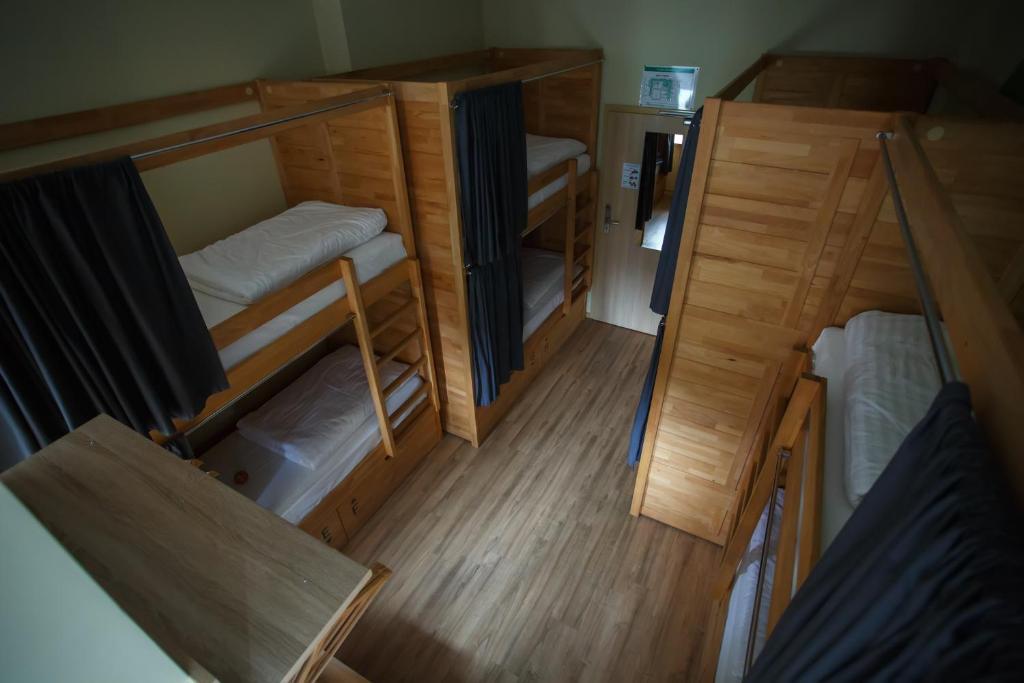 Safestay Warsaw Old Town Room Type - 8-Bed Private Room Shared Bathroom