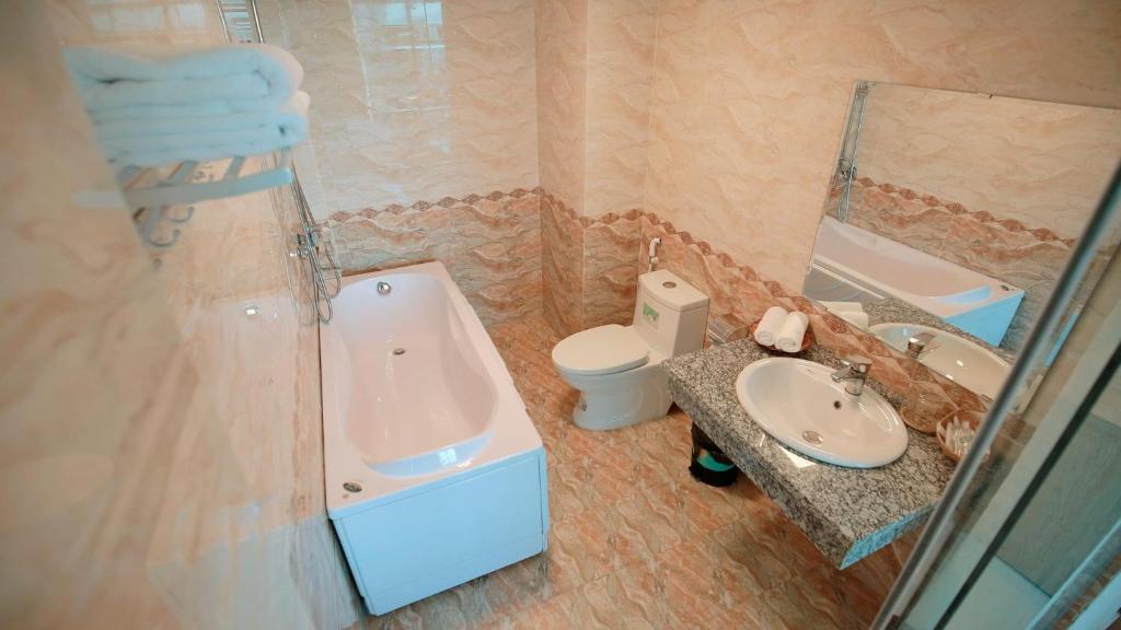 Двухместный (Двухместный номер с 2 отдельными кроватями и ванной), Anova Airport Hotel