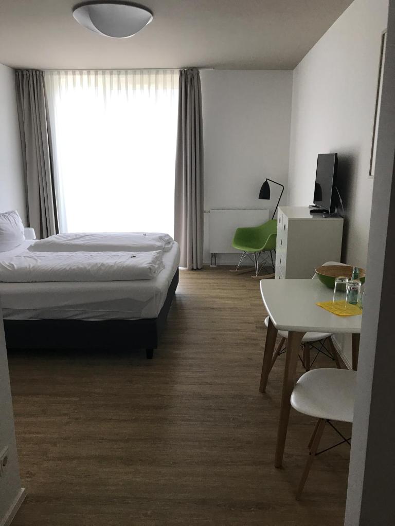 Country Inn Suitenhotel photo 4