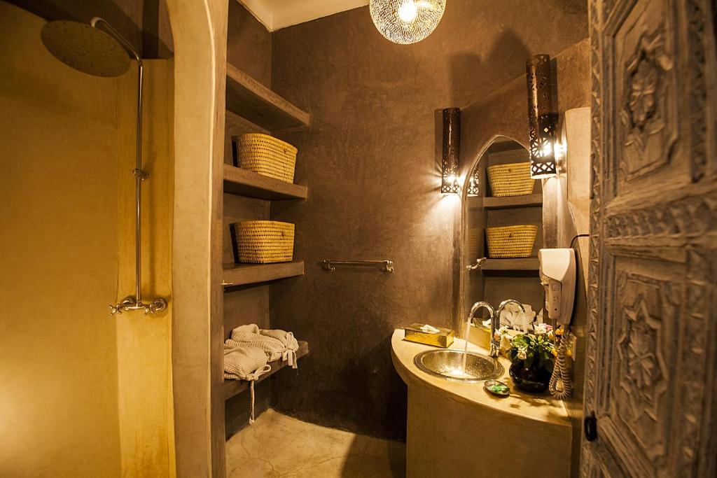 Riad De Vinci & SPA - Tap to explore photos
