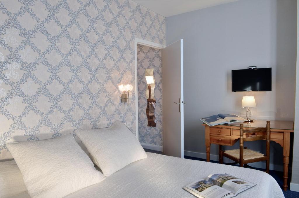 Двухместный (Двухместный номер с 1 кроватью и ванной), Hôtel Du Manoir