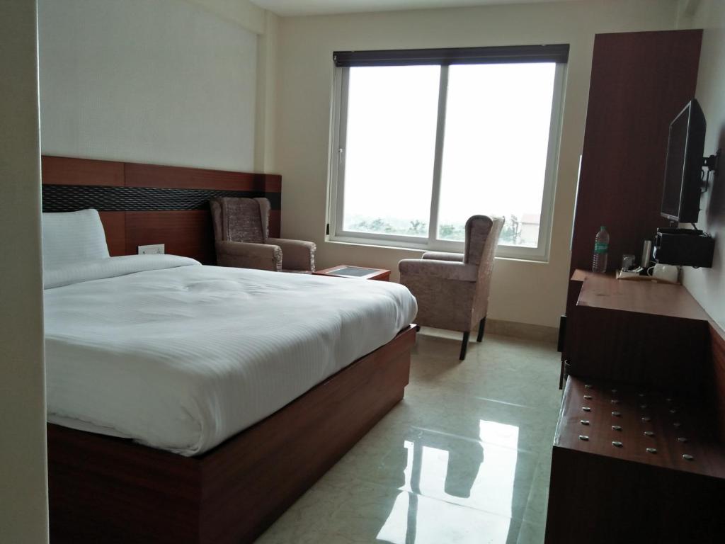 Двухместный (Номер «Премиум»), Holy River Hotel