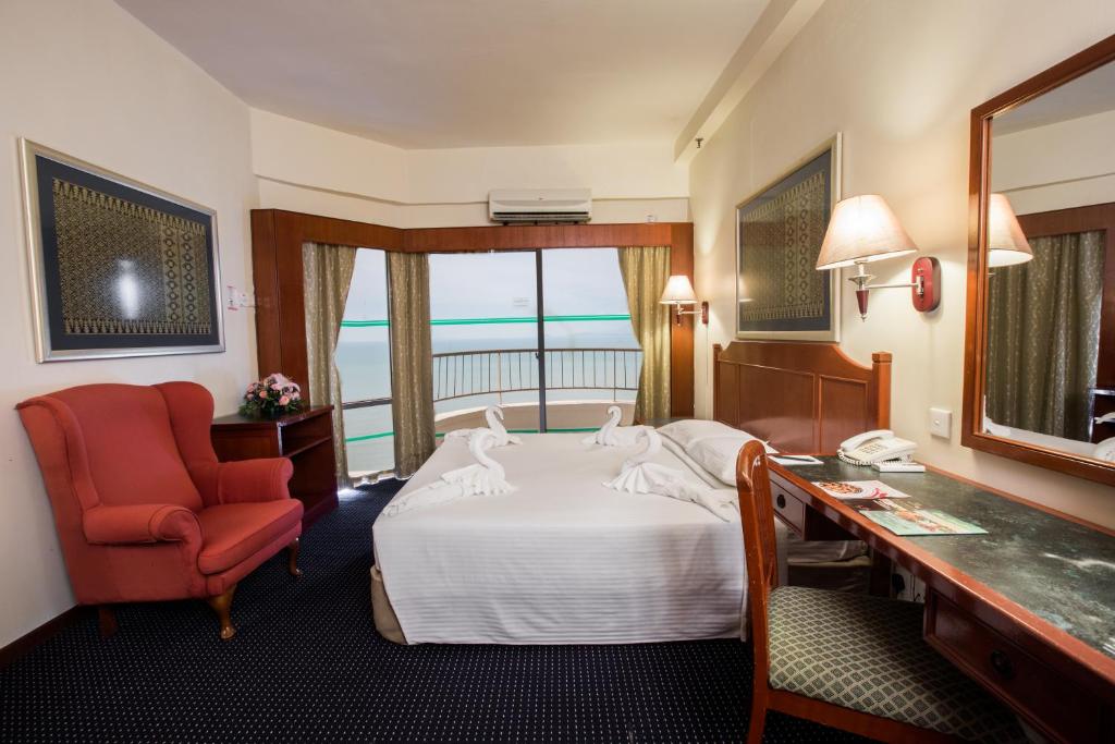 Семейный (Номер Делюкс с 2 спальнями), Rainbow Paradise Beach Resort