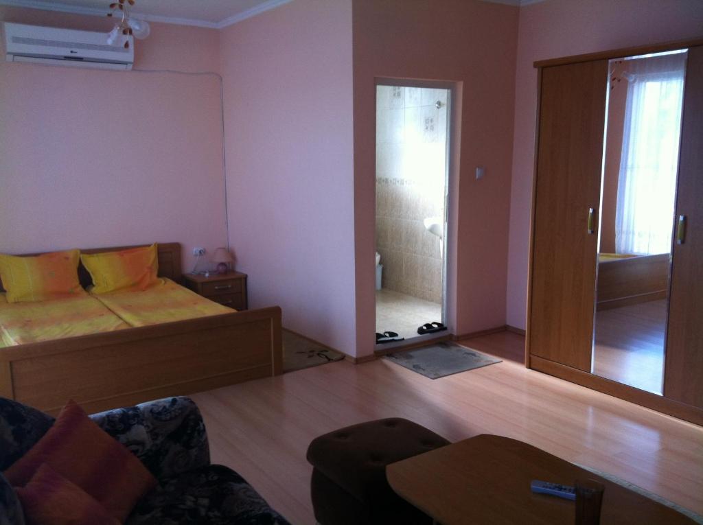 Сьюит (Полулюкс с балконом), Family Hotel Velevi