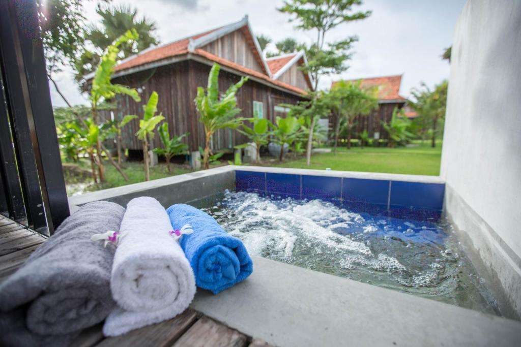 Kampot River Residence photo 3