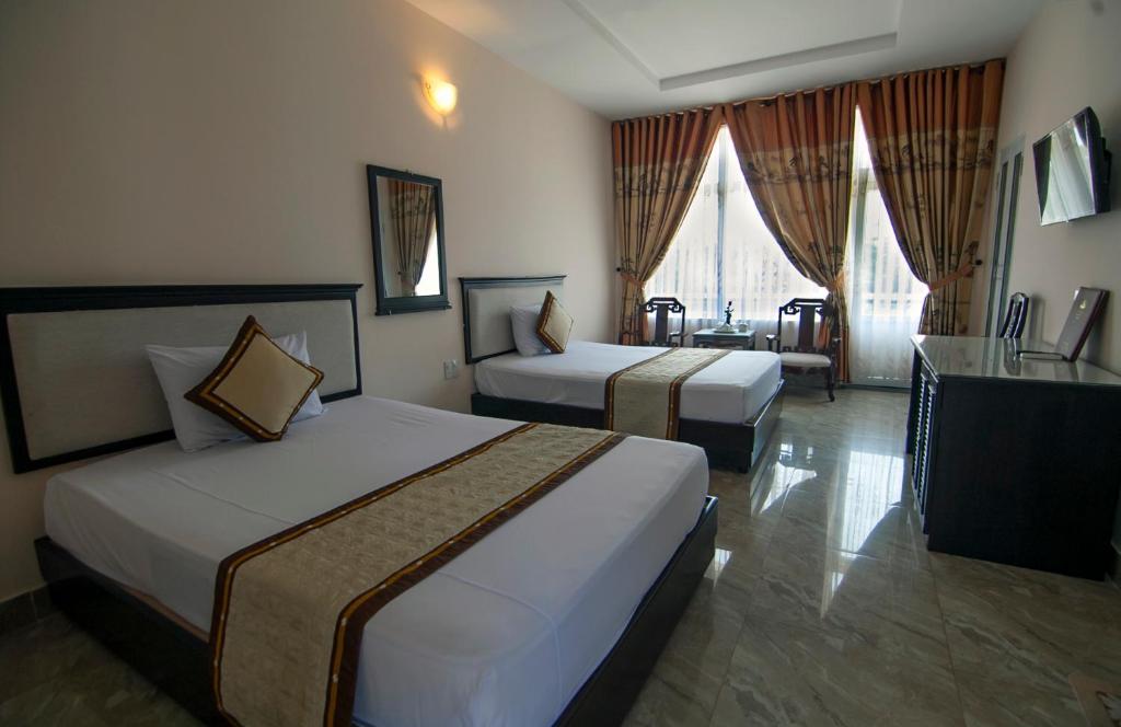 Song Huong Hue Hotel